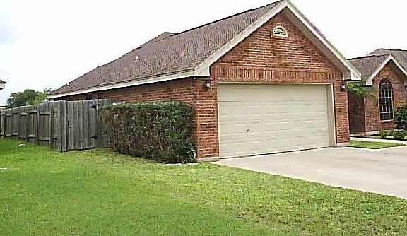 3rd image of 809 Bass Blvd