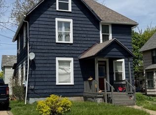 923 10th St NW, Canton, OH 44703