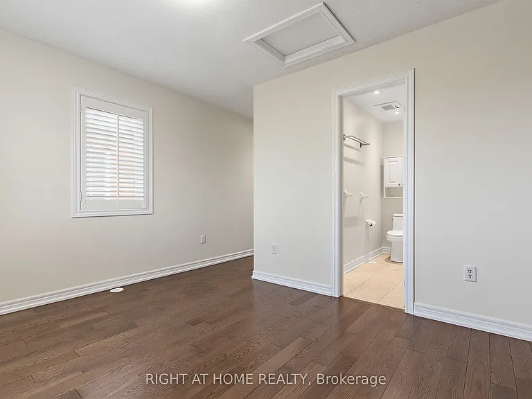 2628 Bur Oak Ave — Photo 26