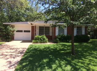205 Helena St, Bryan, TX 77801