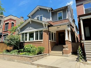3631 N Janssen Ave, Chicago, IL 60613
