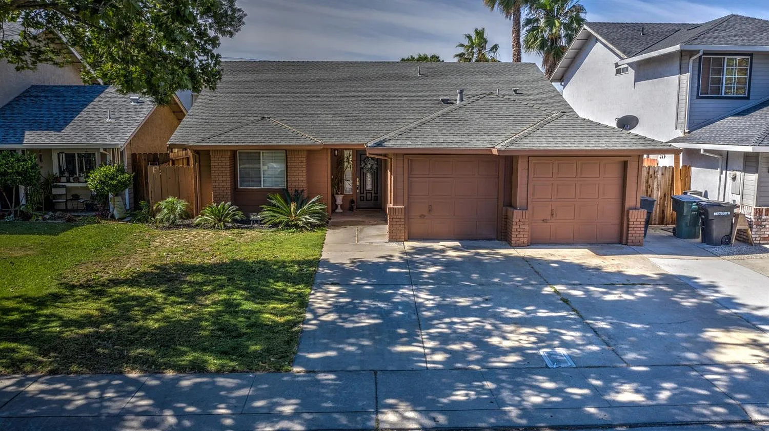 1716 Grassland Way photo 1