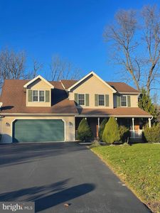 135 Bentley Ct, Lebanon, PA, 17042