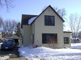 424 E 3rd St, Litchfield, MN 55355