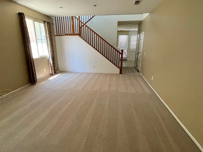 1671 Catania Dr — Photo 3