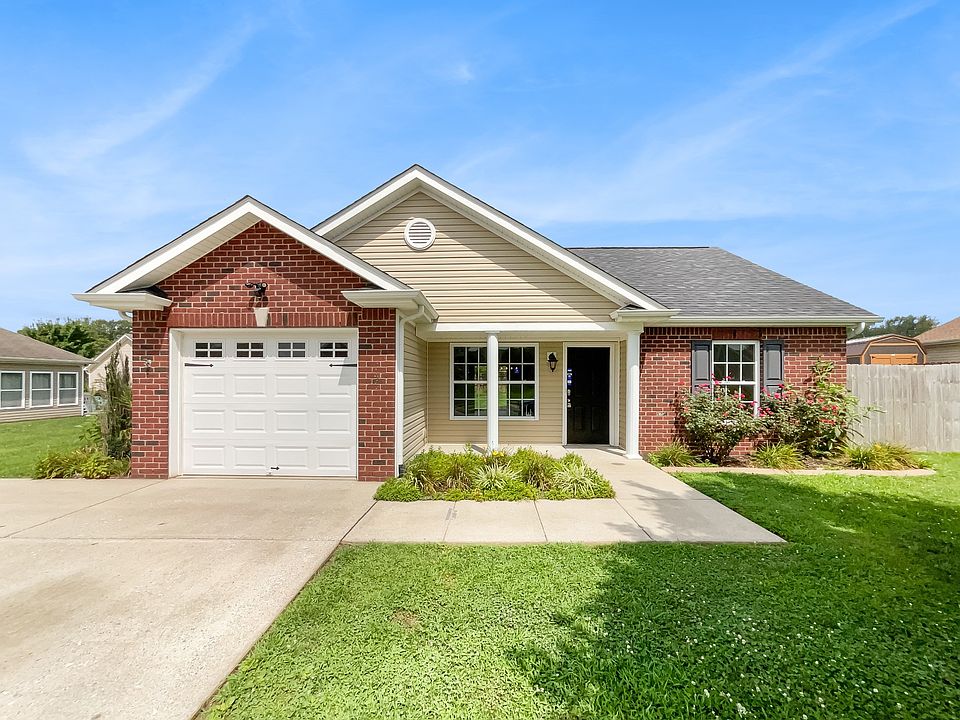 1st image of 209 Granda Flora Dr