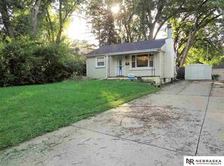 3062 Westbrook Ave, Omaha, NE 68106