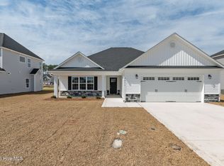 2011 Blue Water Blvd, New Bern, NC 28562