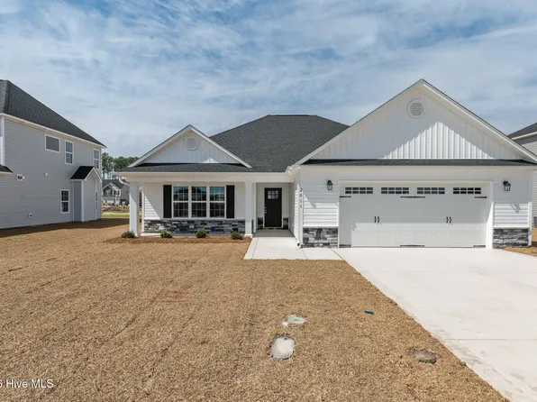 2011 Bluewater Boulevard, New Bern, NC 28562