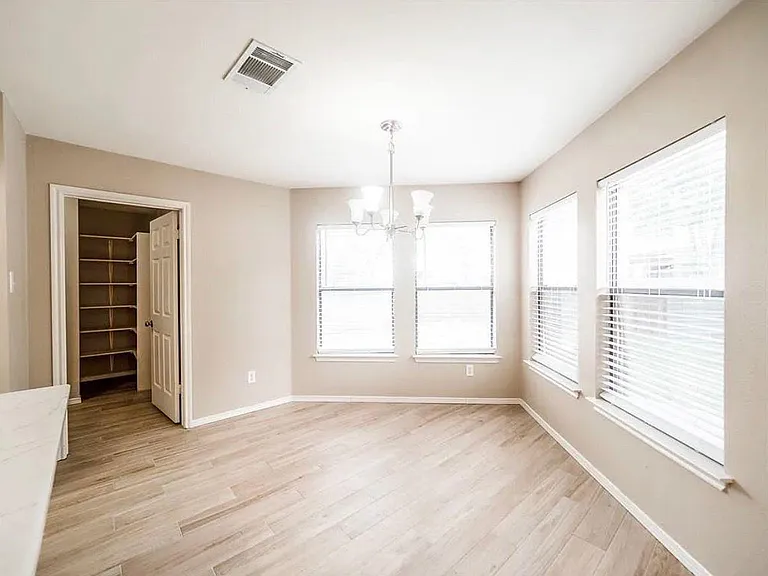 1173 Forest Bluff Trl — Photo 13