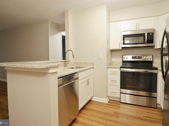 5th image of 6920 Mary Caroline Cir Unit H