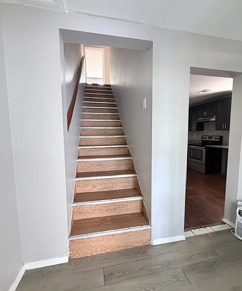 110 Kingston Ave — Photo 8