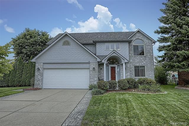 1st image of 53097 Hillsboro Dr