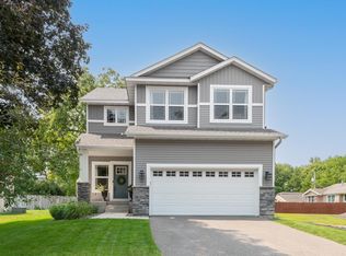 2625 Medicine Ridge Rd, Plymouth, MN 55441