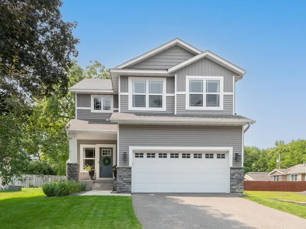 2625 Medicine Ridge Rd, Plymouth, MN 55441