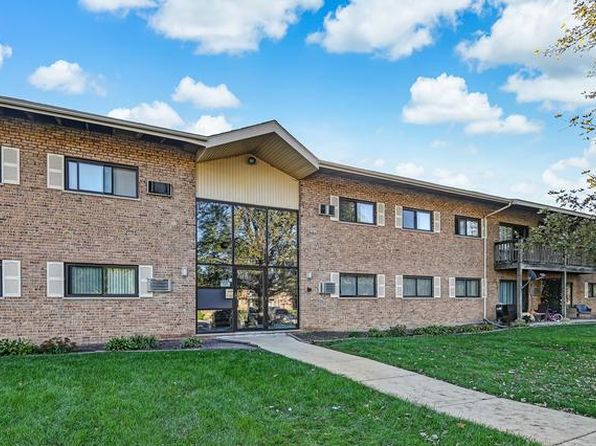 7425 Brookdale Dr APT 114