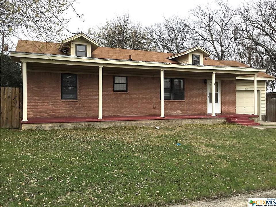 1st image of 2323 Terrace Dr