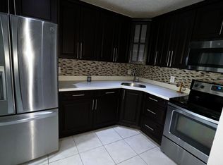 6530 Lake Patricia Dr APT E28, Miami Lakes, FL 33014