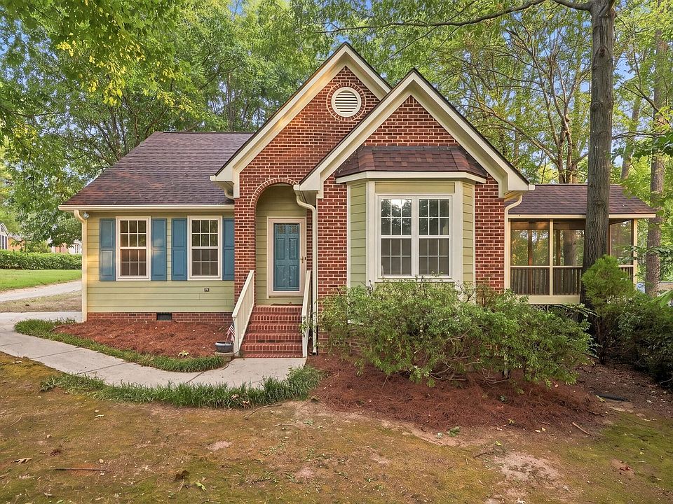 1st image of 331 Rosehaven Dr
