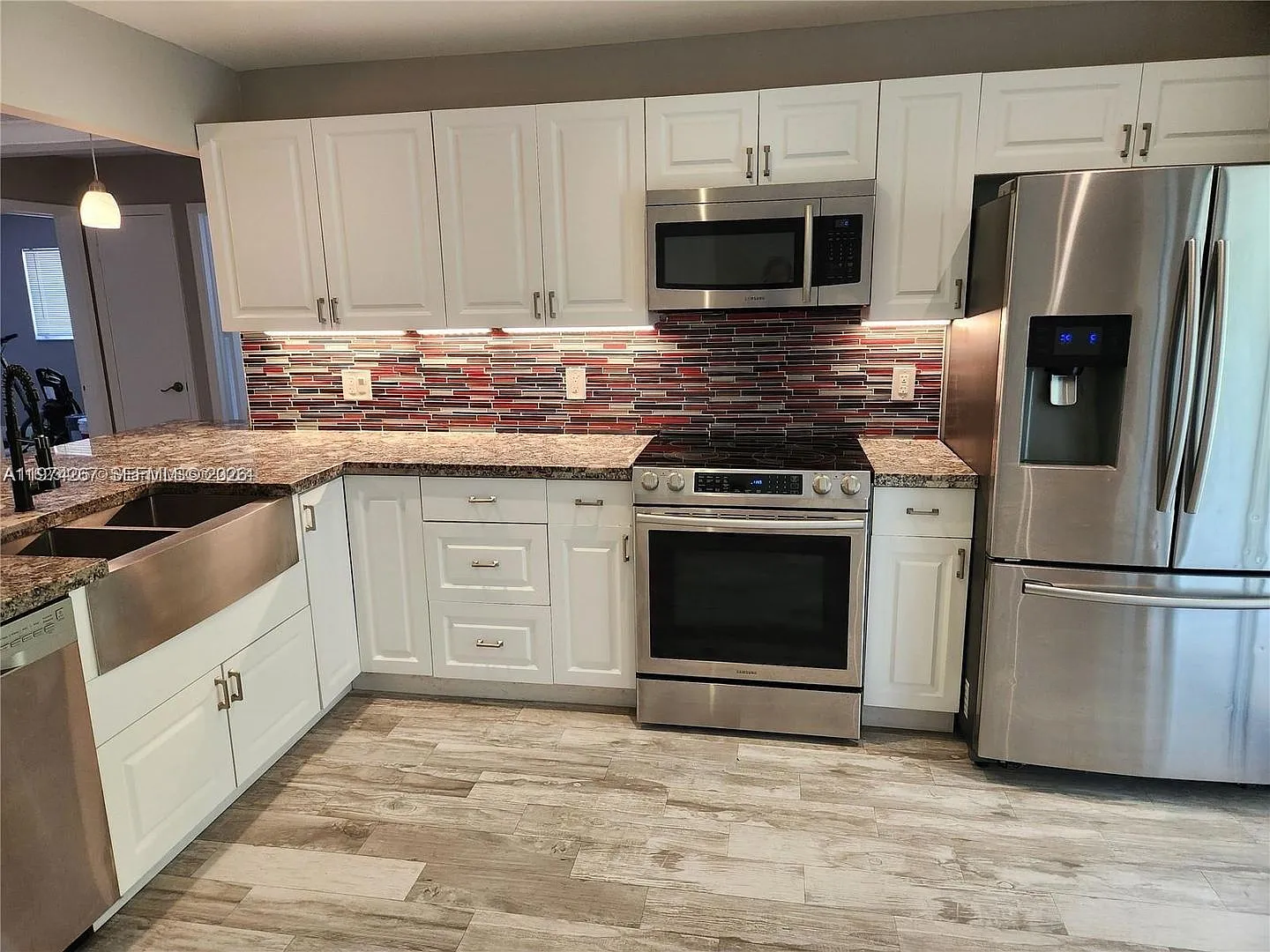 107 S 18th Avenue S _, Lake Worth Beach, FL 33460 — Photo 1