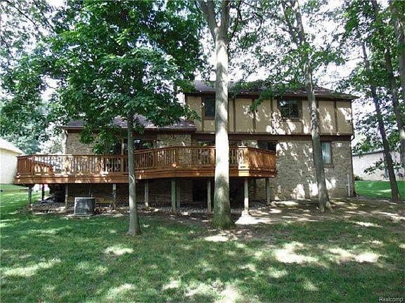 5th image of 37858 Glengrove Dr
