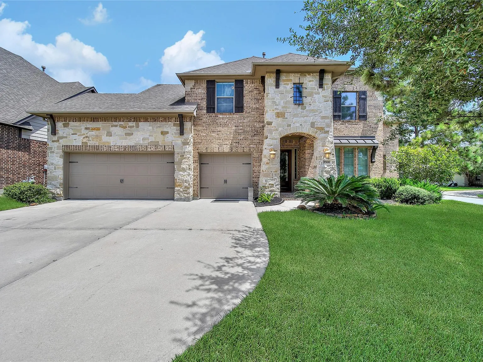 4 bed, 3.5 bath, 3312 sqft, $3,500 — Photo 1