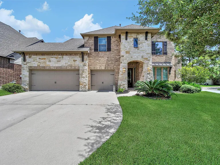17506 Mineral Bluff Ln — Photo 1