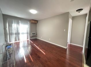 37-28 98th St #2C, Flushing, NY 11368