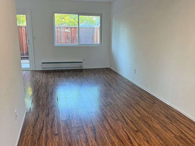 794 Racquet Club Cir — Photo 11