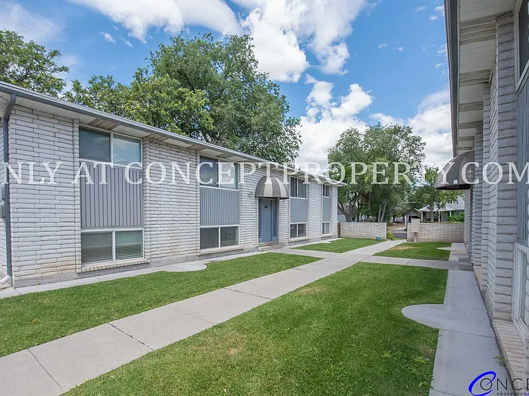 466 E Woodland Ave — Photo 44