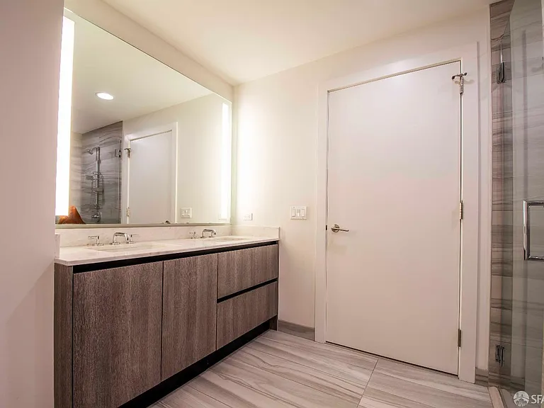 338 Main St #7G — Photo 11