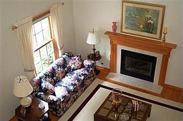 4th image of 48 Pond Dr #48