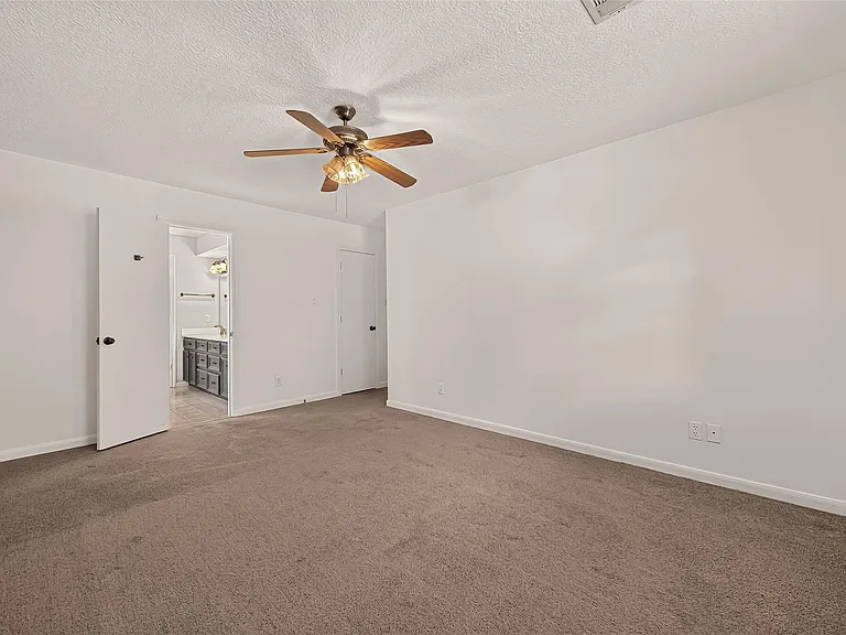 12619 Chriswood Dr — Photo 26