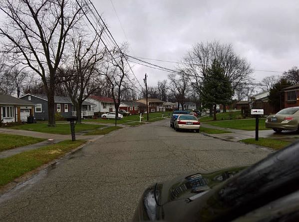 2nd image of 3378 Pine Tree Ln