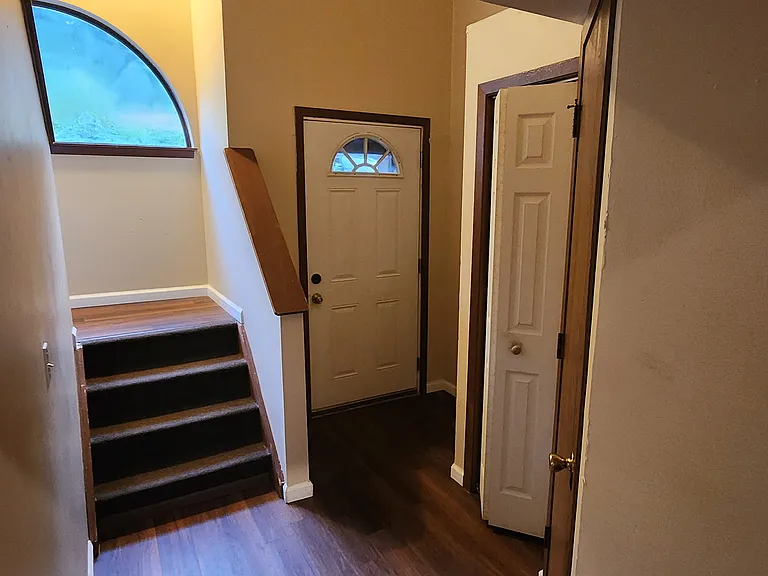 616 Mountain View Way — Photo 11