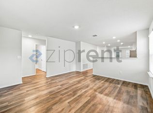 10334 Glimmer, Converse, TX 78109