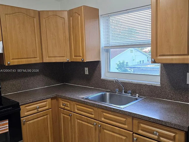 1111 NW 19th Ave #205 — Photo 3