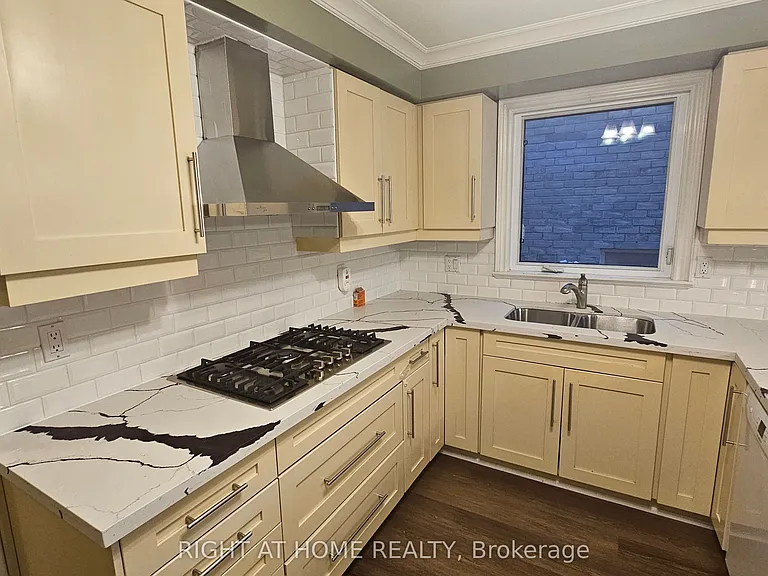 28 Mullen Dr — Photo 11