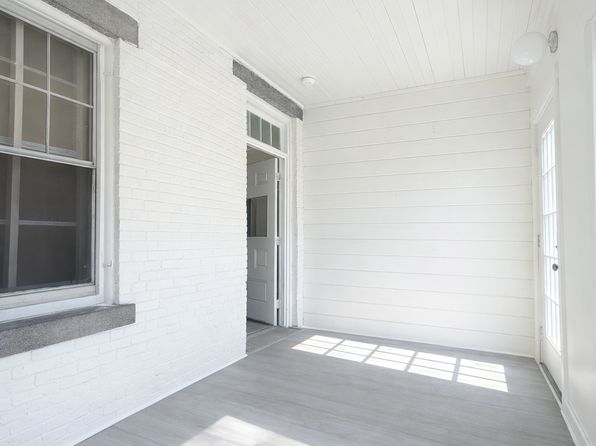18 Union St