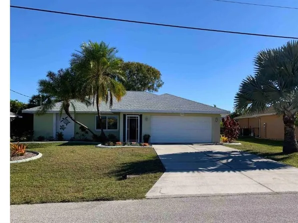293 Broadmoor Ln, Rotonda West, FL 33947