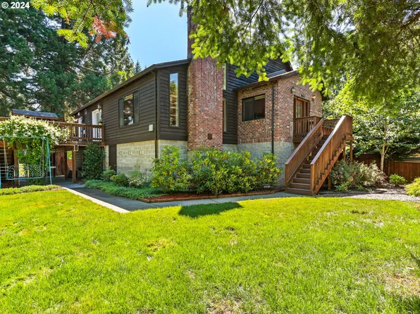 1660 N Mist Dr, Vernonia, OR 97064