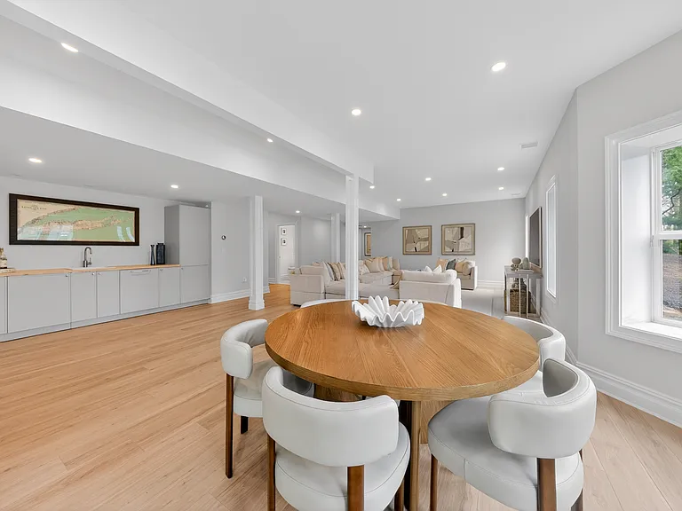 360 Canoe Place Rd — Photo 40