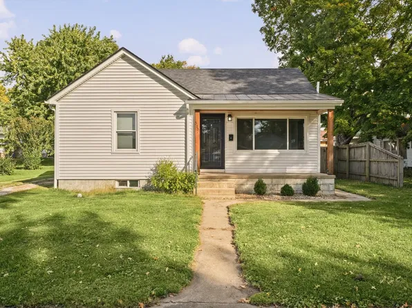 515 E Market St, Farmer City, IL 61842