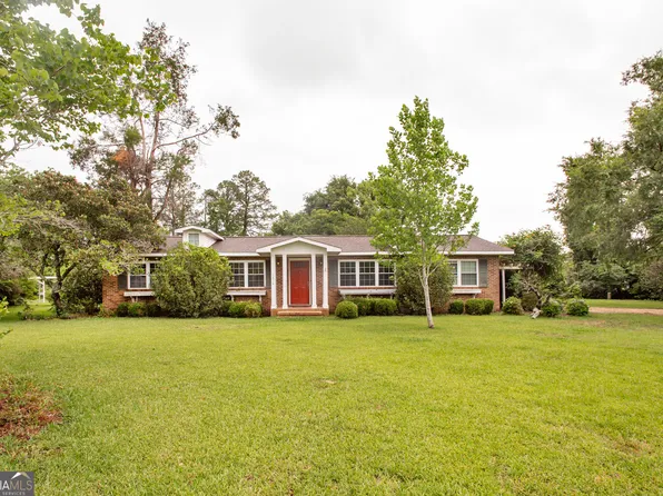 1878 Blalock Ave, Waycross, GA 31503