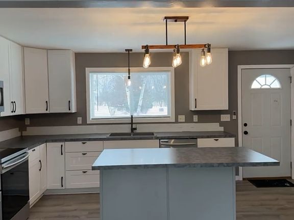 2nd image of 2973 Bay Settlement Rd