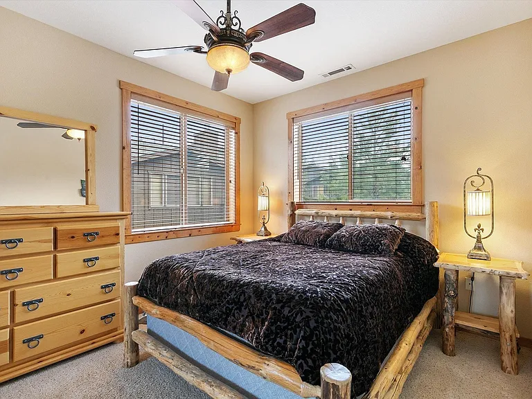 10841 Cinnabar Way #4 — Photo 41