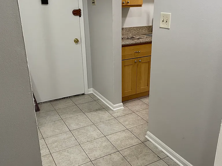 870 Trace Dr #201 — Photo 3