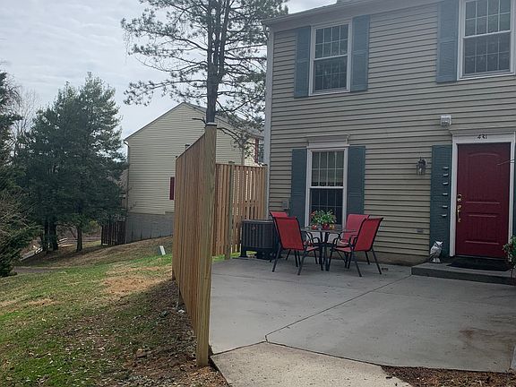 2nd image of 431 Palmtree Dr