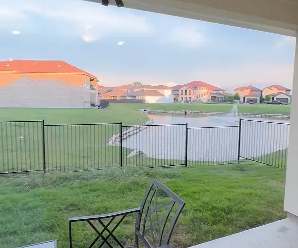 10036 Lakeside Dr — Photo 46