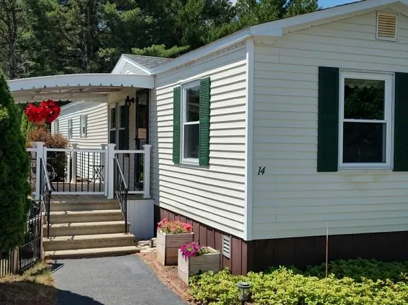 14 Narragansett Dr, Plymouth, MA 02360